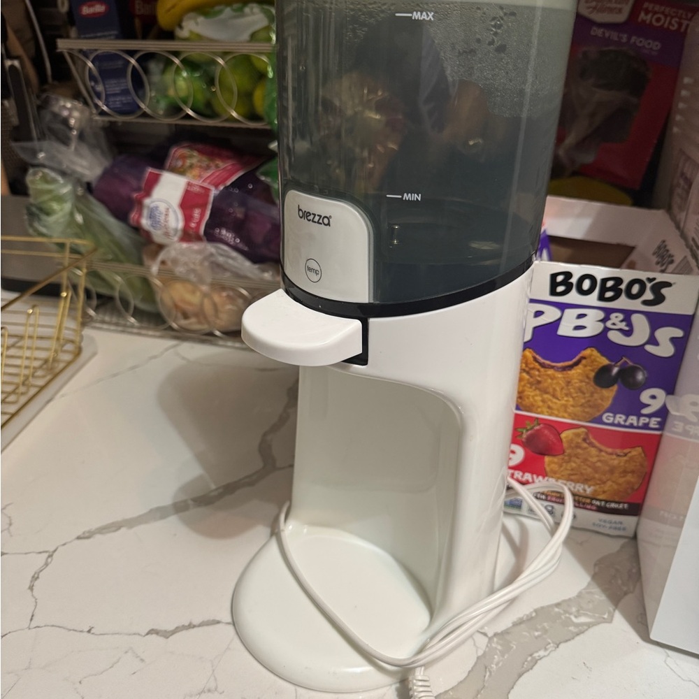 White Electric Water Dispenser